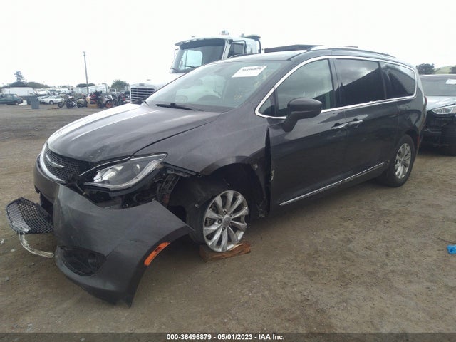 2C4RC1BG5JR277085 Chrysler Pacifica Touring L