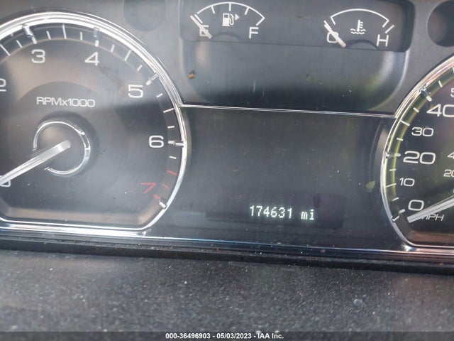 2009 LINCOLN MKS VIN: 1LNHM93R29G635582