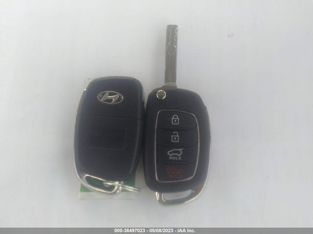Hyundai TUCSON SE 2019 KM8J2CA45KU990734 Image 3