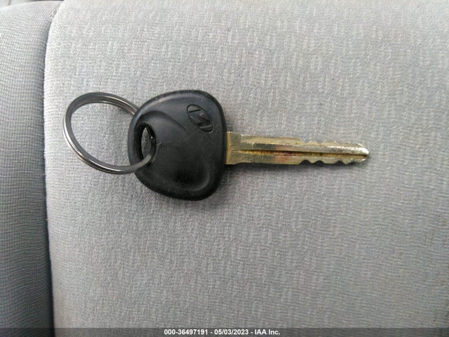 2007 HYUNDAI ELANTRA GLS/SE/LTD VIN: KMHDU46D37U151310