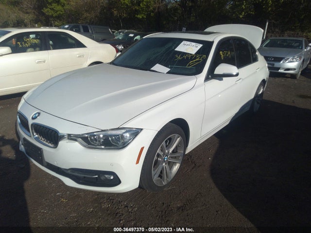 BMW 3 Series 330i 2017 WBA8B9C36HK886250 Image 2