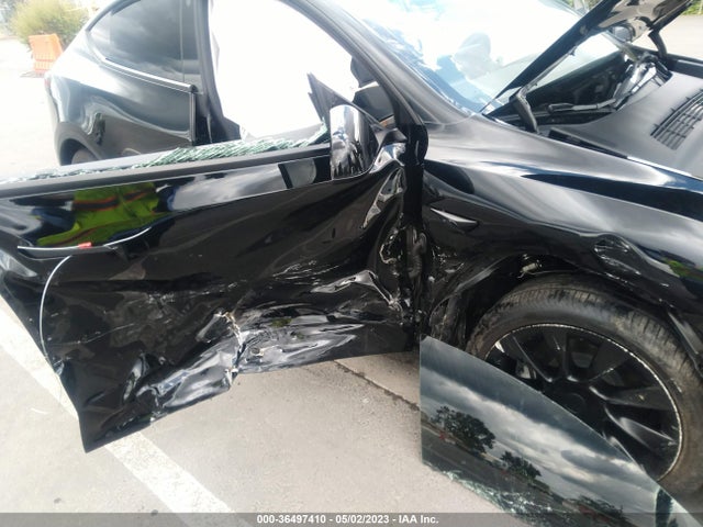 7SAYGDEE5PF690949 Tesla Model Y Long Range