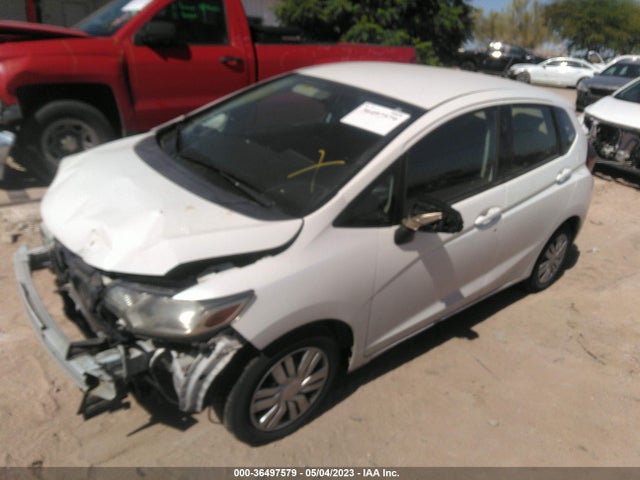 Honda FIT LX 2016 JHMGK5H53GX010740 Image 2