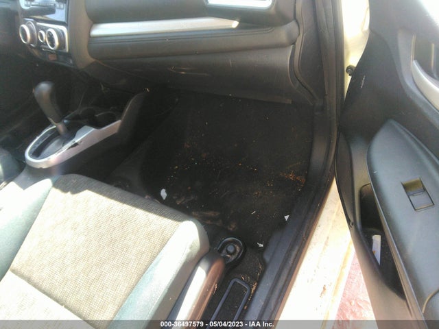 Honda FIT LX 2016 JHMGK5H53GX010740 Image 6