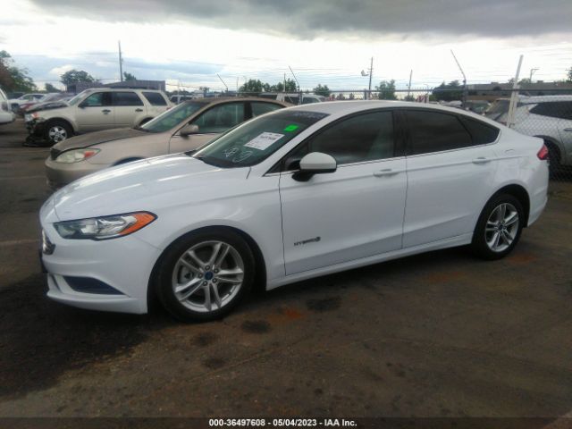 3FA6P0LU9JR111335 Ford Fusion Hybrid Se