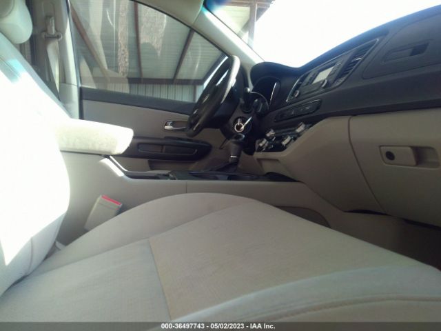 KNDMA5C19G6157386 KIA Sedona L