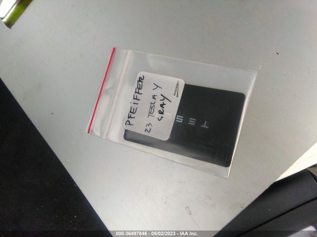 Tesla Model Y Long Range 2023 7SAYGDEE4PA078254 Image 3