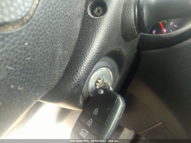 KNDJN2A23E7094486 KIA Soul Base