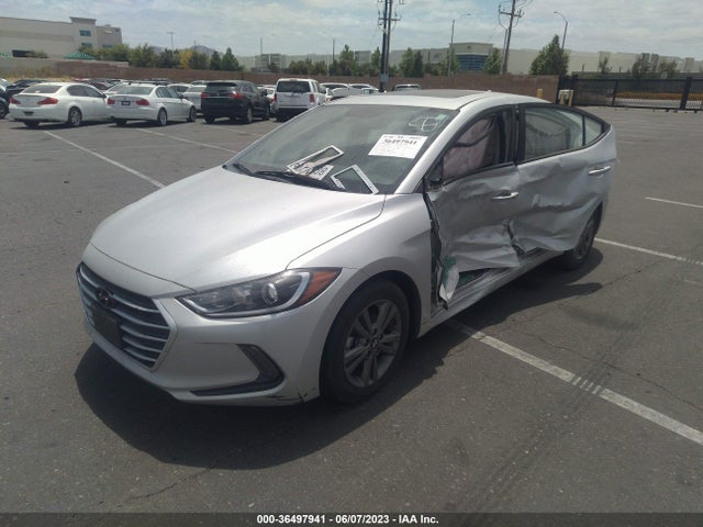 Hyundai Elantra Value Edition 2018 5NPD84LF0JH326922 Image 2