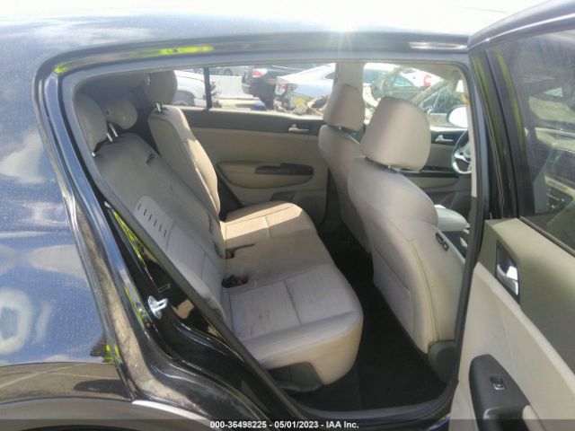 KNDPMCAC1J7404690 KIA Sportage Lx