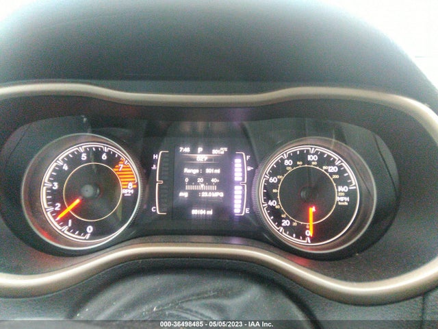 1C4PJMCX2JD615039 Jeep Cherokee Latitude