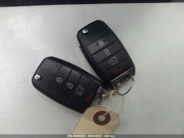 5XYPGDA55HG332212 KIA Sorento Lx V6
