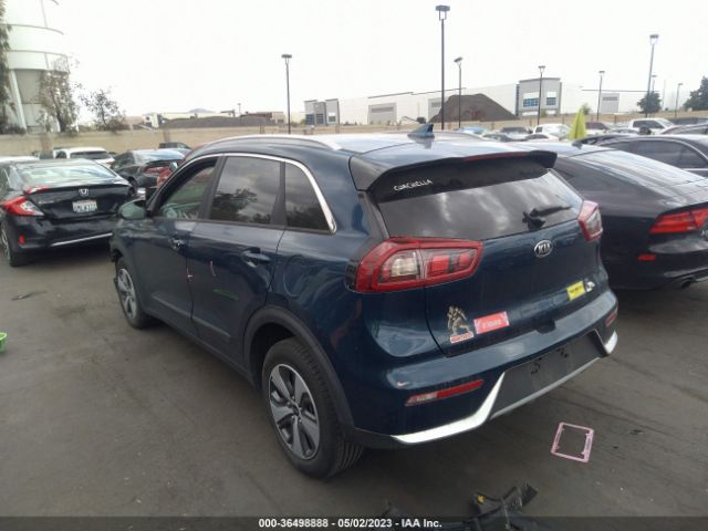 KNDCB3LC8H5103034 KIA NIRO LX