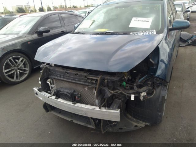 KNDCB3LC8H5103034 KIA NIRO LX