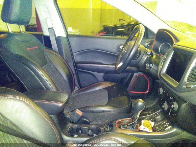 3C4NJDDB5LT137562 Jeep Compass Trailhawk