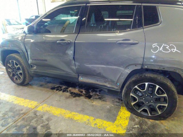 3C4NJDDB5LT137562 Jeep Compass Trailhawk