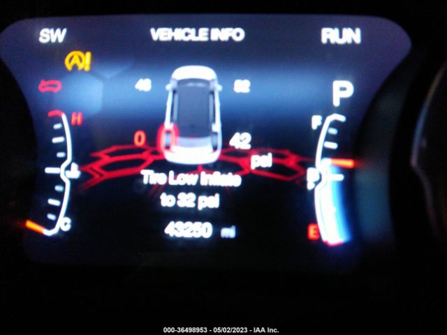 3C4NJDDB5LT137562 Jeep Compass Trailhawk