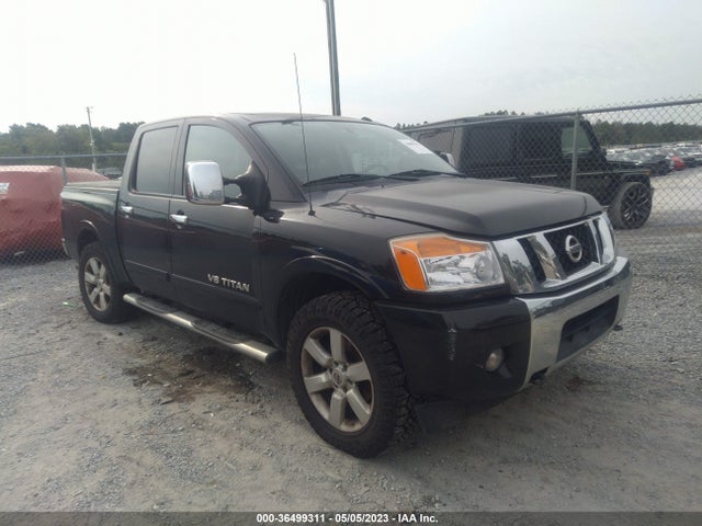 2015 1N6AA0EC5FN500622 main image