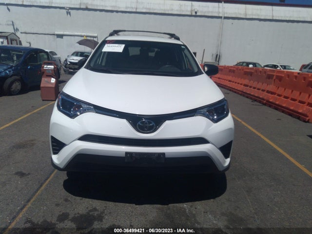 Toyota RAV4 LE 2017 JTMBFREV6HJ130824 Image 5