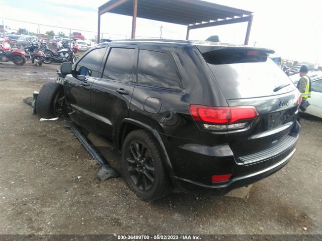 1C4RJEAG9JC113765 Jeep Grand Cherokee Altitude
