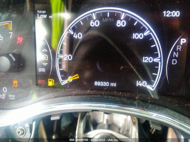 1C4RJEAG9JC113765 Jeep Grand Cherokee Altitude