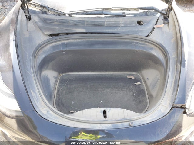 Tesla Model 3 Mid Range/long Range 2018 5YJ3E1EA6JF172607 Image 10