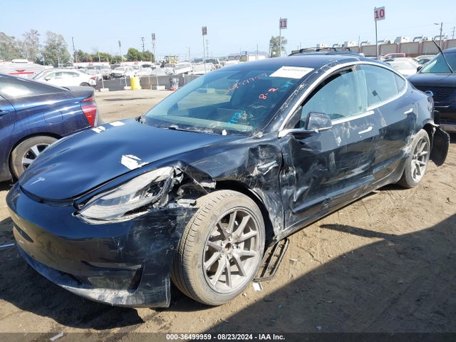 Tesla Model 3 Mid Range/long Range 2018 5YJ3E1EA6JF172607 Image 6
