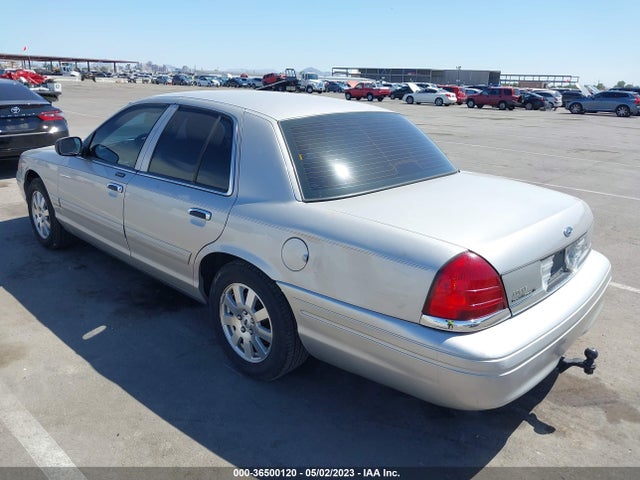 2008 FORD CROWN VICTORIA LX VIN: 2FAFP74V48X121251