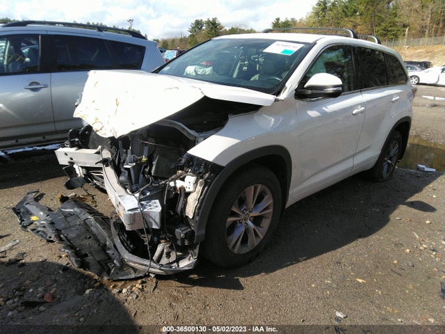 Toyota Highlander Le 2016 5TDBKRFHXGS264581 Image 2