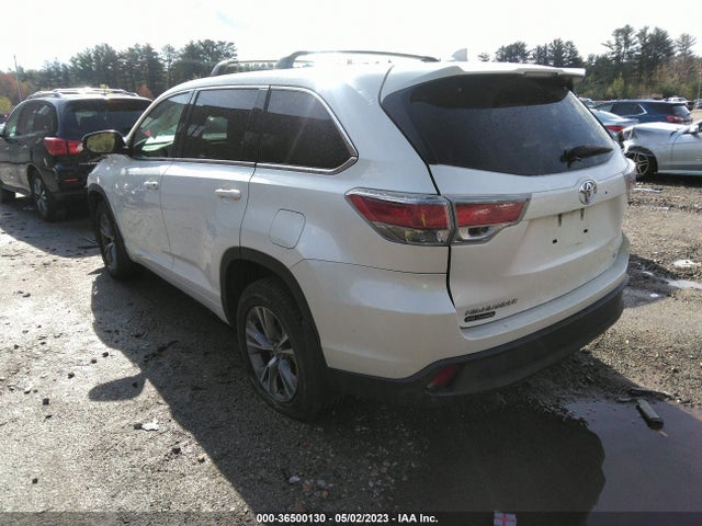 Toyota Highlander Le 2016 5TDBKRFHXGS264581 Image 4