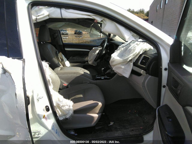 Toyota Highlander Le 2016 5TDBKRFHXGS264581 Image 6