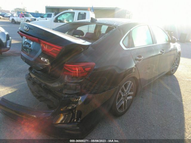 3KPF54AD6ME308050 KIA FORTE EX