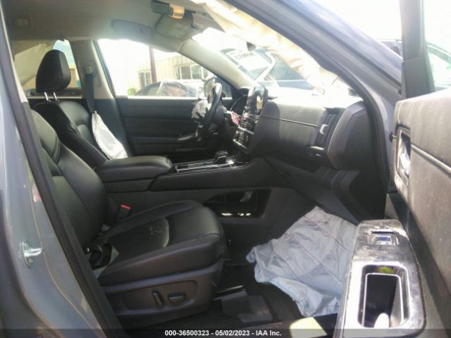 5N1DR3CC5NC203109 Nissan Pathfinder Sl