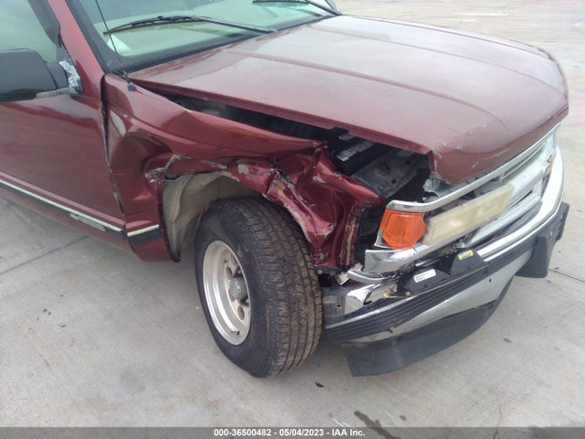 1998 CHEVROLET C/K 1500 VIN: 2GCEC19RXW1137917