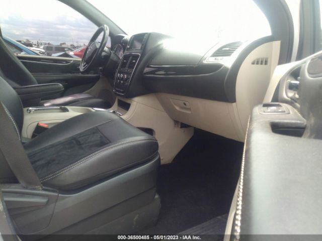 2C4RDGCG1JR208411 Dodge Grand Caravan Sxt