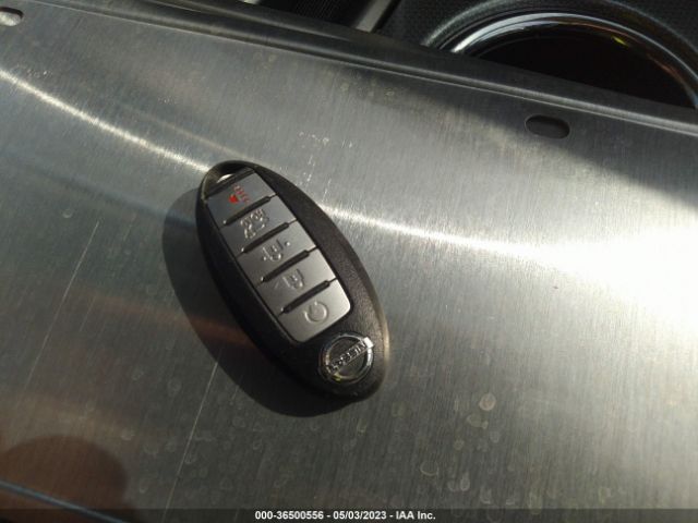 5N1DR2MN8HC647664 Nissan Pathfinder Sl