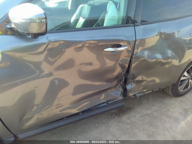 5N1DR2MN8HC647664 Nissan Pathfinder Sl