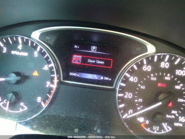 5N1DR2MN8HC647664 Nissan Pathfinder Sl