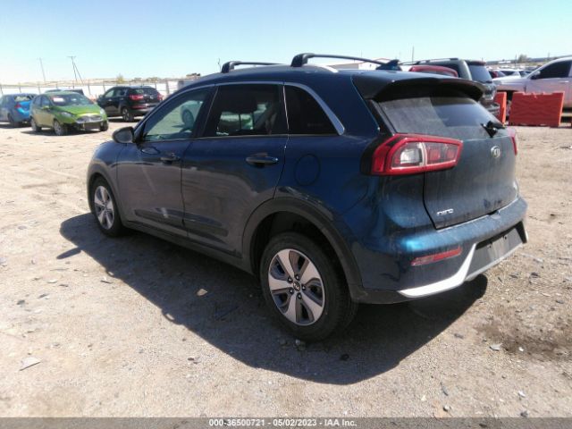 KNDCB3LC9K5303475 KIA NIRO LX