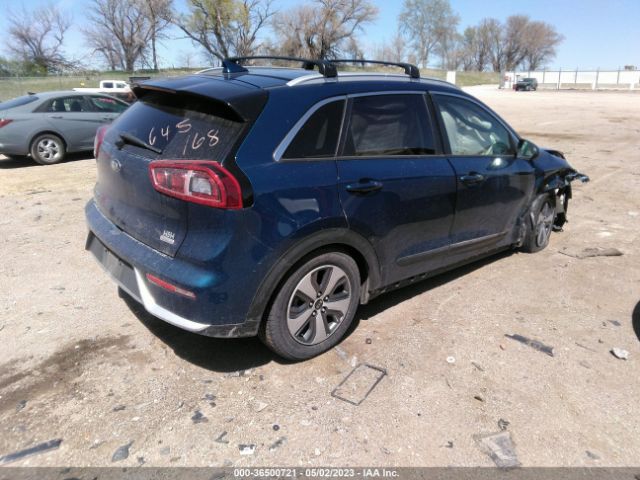 KNDCB3LC9K5303475 KIA NIRO LX