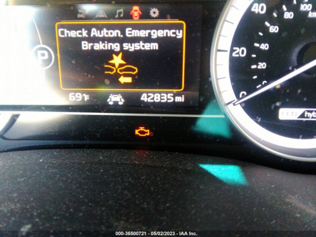 KNDCB3LC9K5303475 KIA NIRO LX