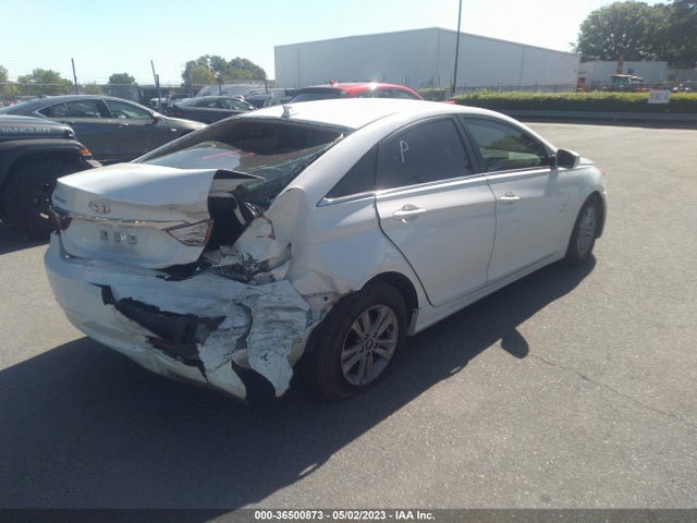 2013 HYUNDAI SONATA GLS VIN: 5NPEB4AC1DH752928