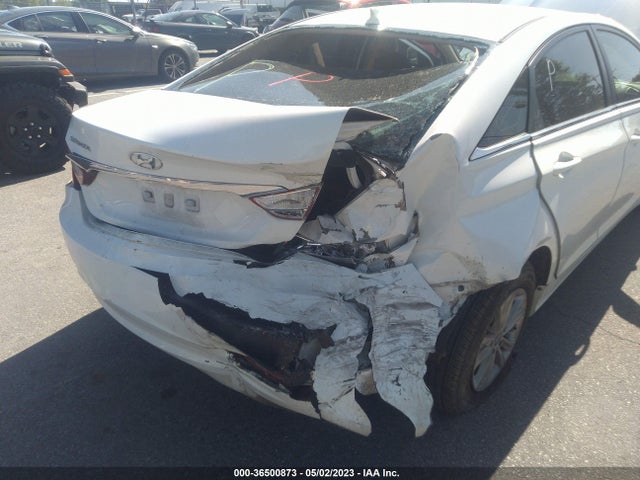 2013 HYUNDAI SONATA GLS VIN: 5NPEB4AC1DH752928