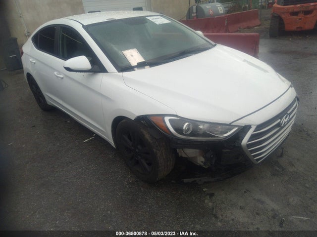 2017 5NPD84LF5HH142215 main image
