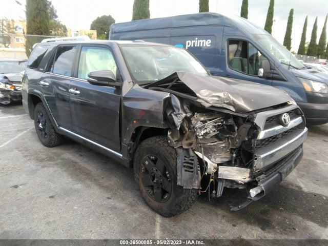 Toyota 4RUNNER SR5 2017 JTEBU5JRXH5473681 Image 1