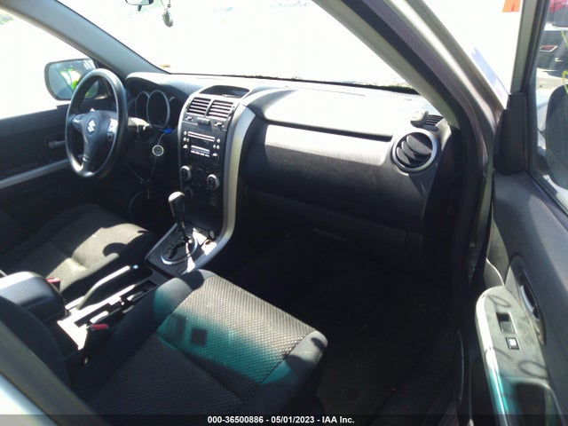 2008 SUZUKI GRAND VITARA W/SPARE & CARGO COVERS VIN: JS3TD941784100398