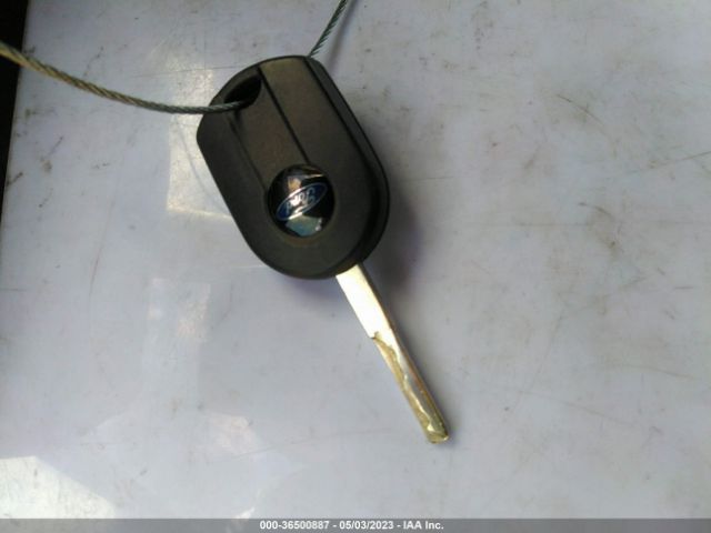 1FADP3F2XGL373889 Ford FOCUS SE