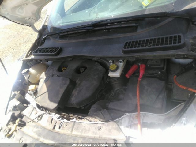 1FMCU9J97KUB03801 Ford Escape Titanium