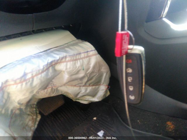 1FMCU9J97KUB03801 Ford Escape Titanium