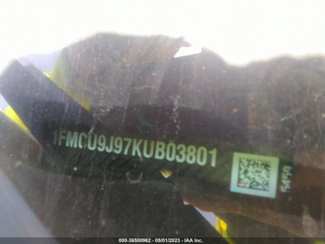 1FMCU9J97KUB03801 Ford Escape Titanium